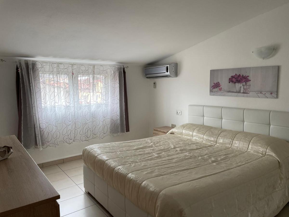 Appartamento Casa Alice Villacidro Esterno foto